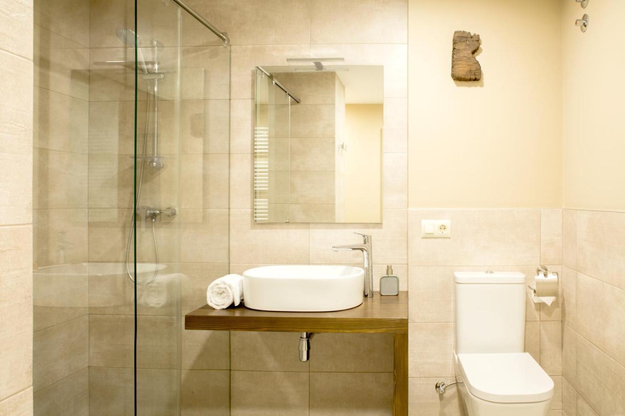 Habitacions Placa Major Santa Pau Kültér fotó